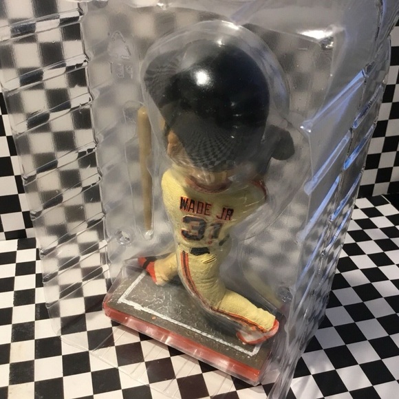 Lamonte Wade Jr San Francisco Giants 2022 Bobblehead. New, open box - Picture 4 of 6